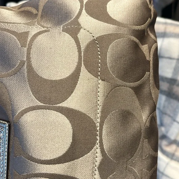 Coach Poppy Gold Bag - Picture 8 of 12